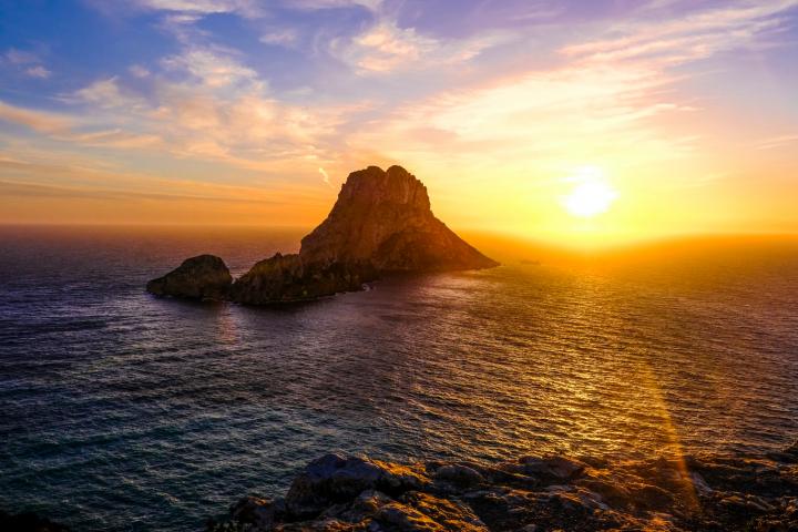 The famous tiny island offers the most stunning sunset